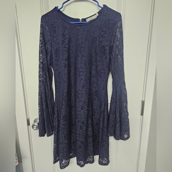 Liberty Love Dresses & Skirts - Liberty Love Lace bell sleeve Dress Large